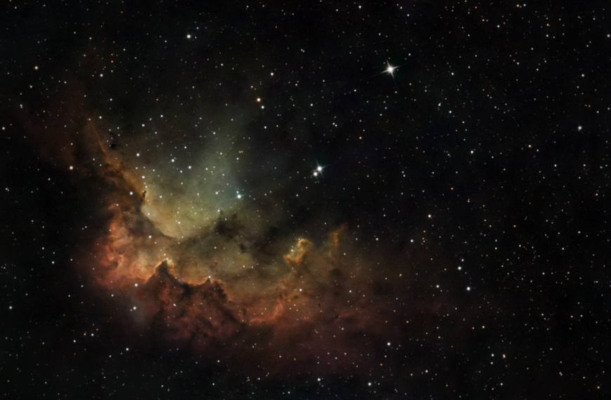 NGC 7380 – La Nébuleuse du Sorcier